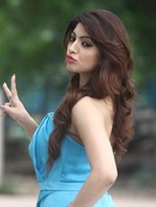 ആകാന്‍ഷ പൂരി