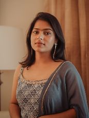 അനഘ നാരായണൻ