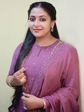 അനു സിതാര