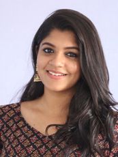 അപര്‍ണ ബാലമുരളി