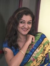 അപര്‍ണ നായര്‍