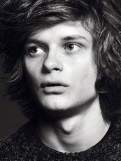 Charlie Tahan