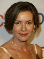 Embeth Davidtz
