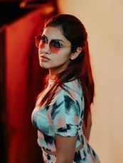 ഗായത്രി സുരേഷ്