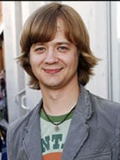 Jason Earles