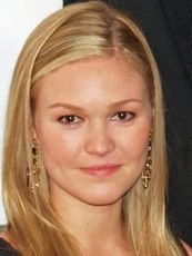Julia Stiles