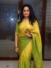 കാവ്യ മാധവൻ