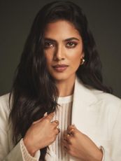 മാളവിക മോഹനന്‍