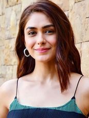 Mrunal Thakur