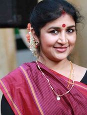 നീന കുറുപ്പ്