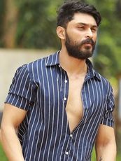 പവന്‍ ജിനോ തോമസ്‌