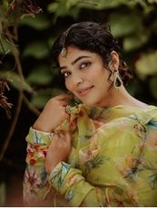 റിമ കല്ലിങ്കൽ