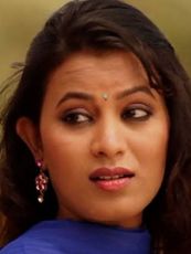 Roopa (New Kannada Actress)