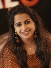 സാധിക വേണുഗോപാല്‍