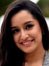 ശ്രദ്ധ കപൂര്‍