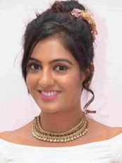 Shruthi (New Kannada Actress)