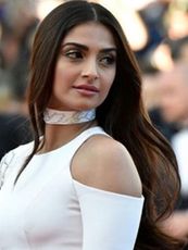 സോനം കപൂര്‍