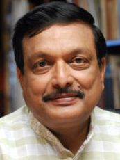 Yandamuri Veerendranath