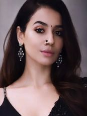 Zoya Zaveri