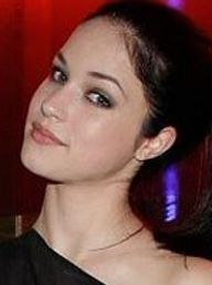 Alexis Knapp