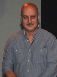 അനുപം ഖേർ