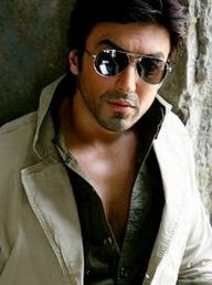 Ashish Chowdhry
