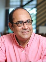 ദിനേശ് പണിക്കര്‍