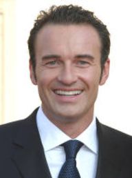 Julian McMahon