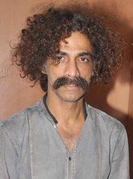 മക്രാന്ദ് ദേഷ്പാണ്ടേ