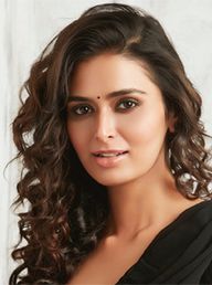 Meenakshi Dixit