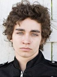 Robert Sheehan