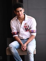 റോഷന്‍ അബ്ദുള്‍ റൗഫ്