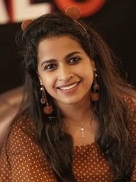 സാധിക വേണുഗോപാല്‍