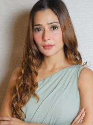 Sara Khan