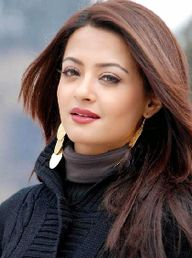 Surveen Chawla