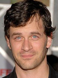 Tom Everett Scott