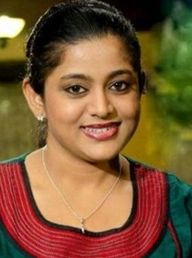 വീണ നായര്‍
