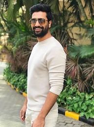 വിക്കി കൗശല്‍