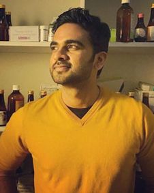 நெஞ்சமெல்லாம் காதல்