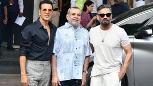 Akshay Confirms Hera Pheri 3 With Paresh & Suniel Delayed