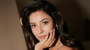 Shehnaaz Gill’s Cute Yet Confident Comeback Wins Hearts