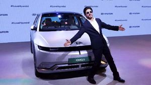 Bollywood Celebs Who Are Driving Towards A Greener Future