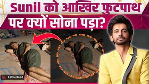Sunil Grover's simple style goes viral; fans react after seeing the comedian sleeping on the footpath!
