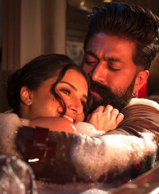 Manamohaka Video Song - Toxic 