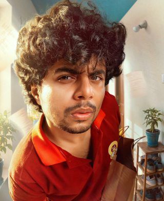 Sandeep Pradeep Appears As A Delivery Agent In Cosmic Samson First Look