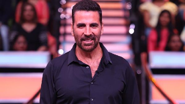 Wheel Of Fortune Episode: Akshay Kumar Revives ‘Hi Rupa, Naha Liya?’ Meme, Crowd Goes Wild
