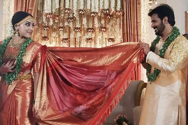 Pearle Maaney Got Married to her Bigg Boss Co-Contestant Srinish Aravind