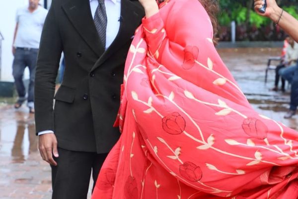 Sonam Kapoor and Dulquer Salmaan Promote 'The Zoya Factor' on the sets of Dance India Dance