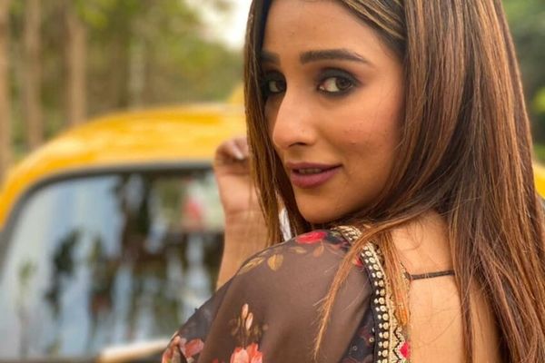 Sayantika Banerjee Photos