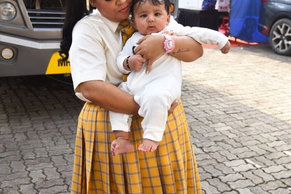 Bharti Singh with her son and others snapped on the sets of Sa Re Ga Ma Pa Lil Champs
